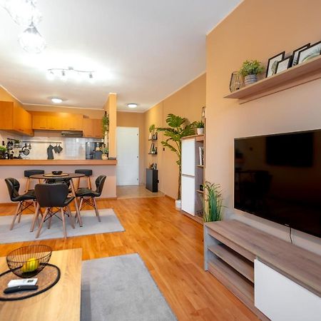 Cosy Green Apt Close To Macedonia Square София Екстериор снимка
