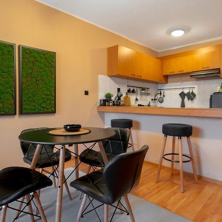 Cosy Green Apt Close To Macedonia Square София Екстериор снимка