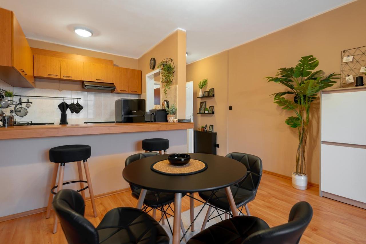 Cosy Green Apt Close To Macedonia Square София Екстериор снимка