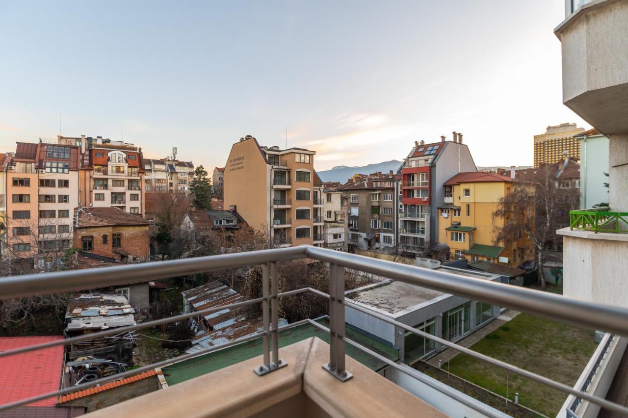 Cosy Green Apt Close To Macedonia Square София Екстериор снимка