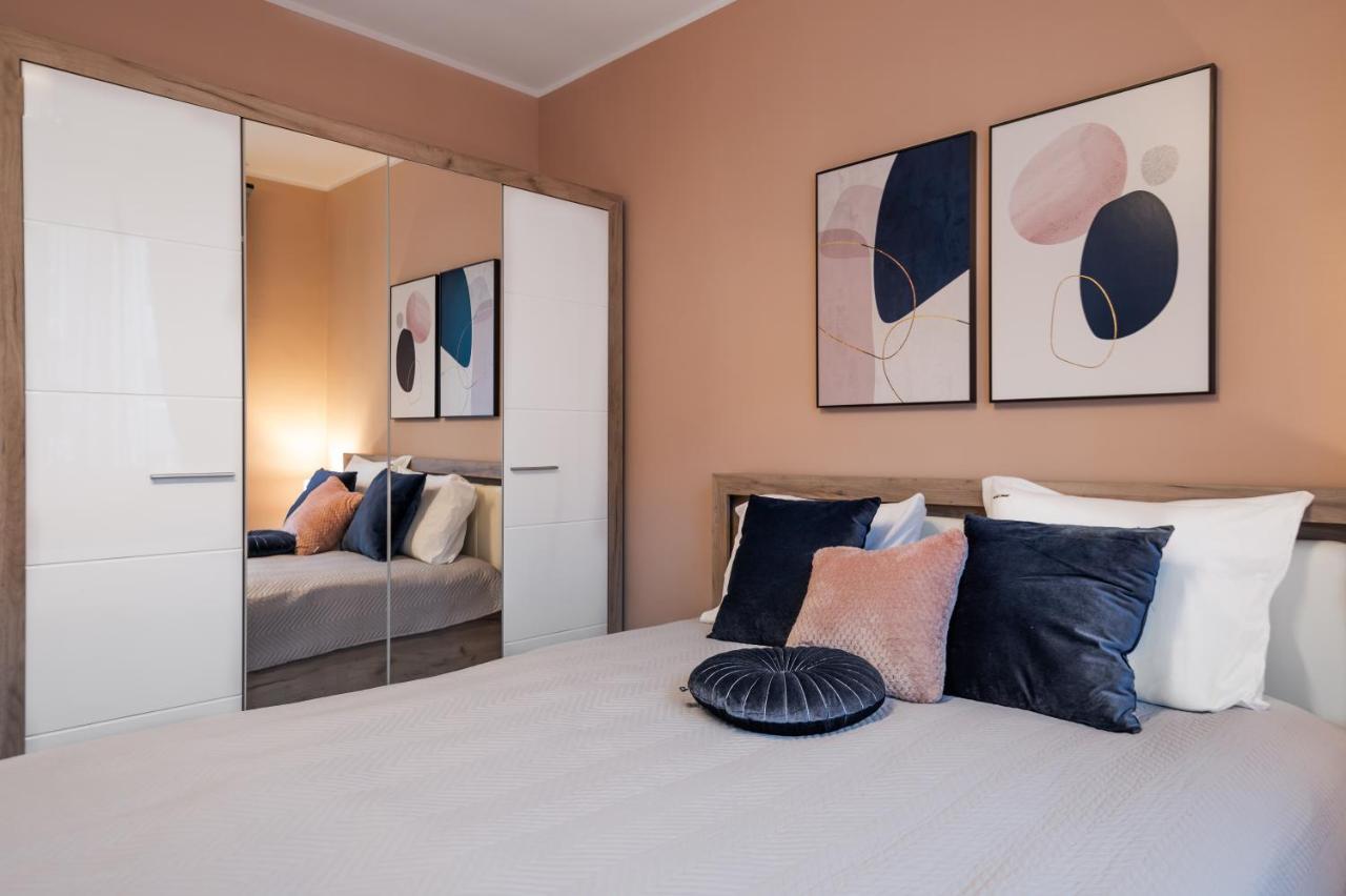 Cosy Green Apt Close To Macedonia Square София Екстериор снимка